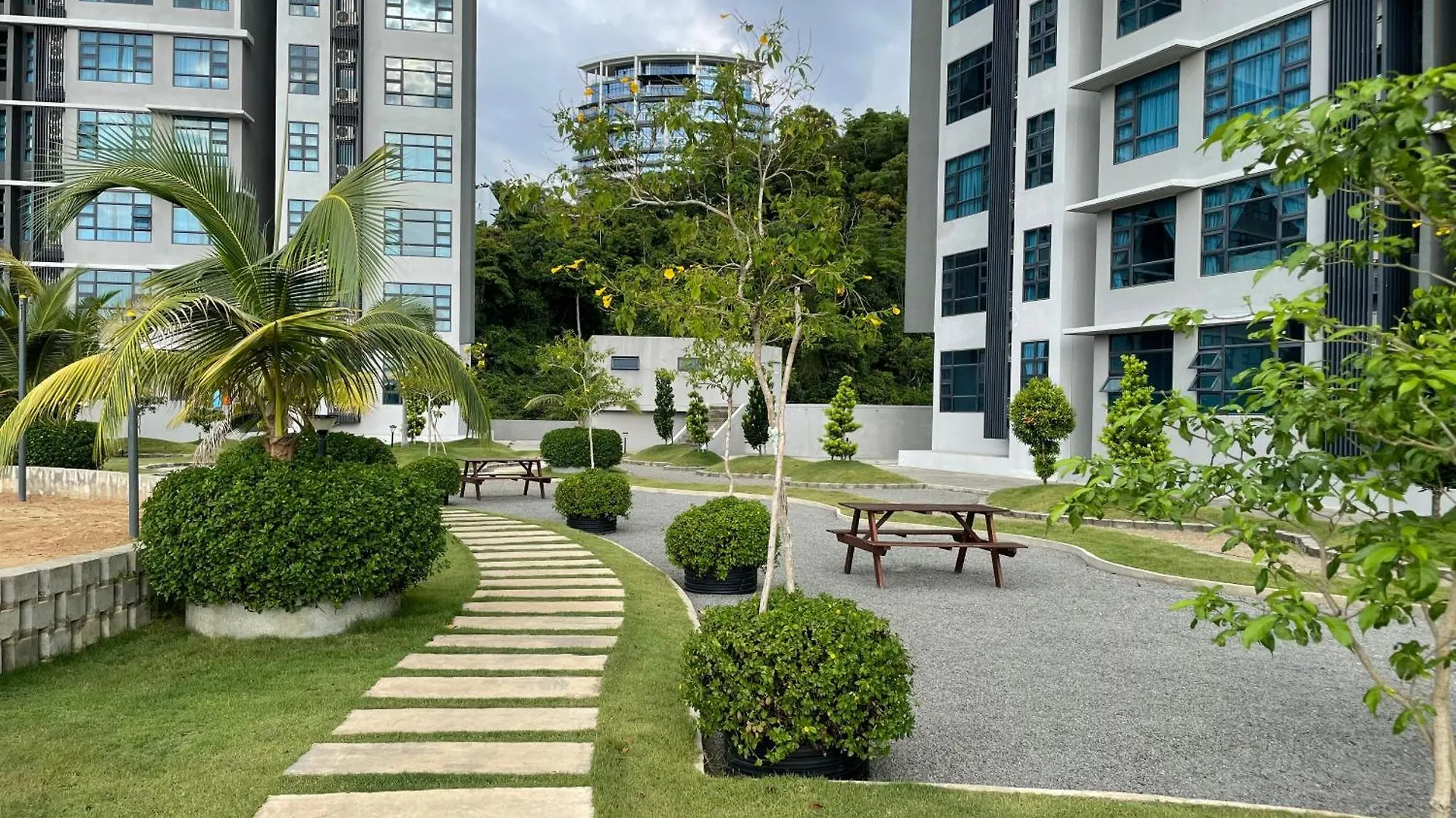 Jq 2 Bedroom Apt Near Suria Mall Kota Kinabalu Daire
